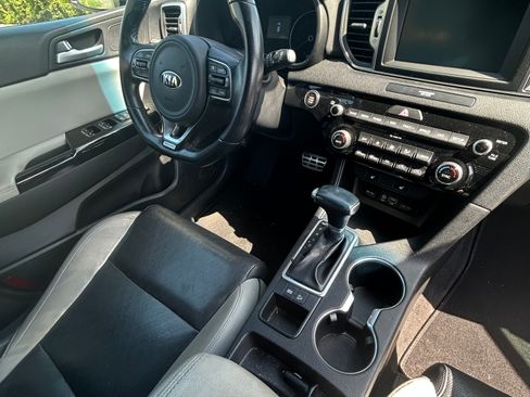 Used 2018 Kia Sportage EX w/ EX Sport Appearance Package FWD image 9