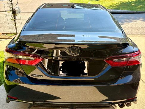 Used 2023 Toyota Camry SE w/ Convenience Package FWD image 17