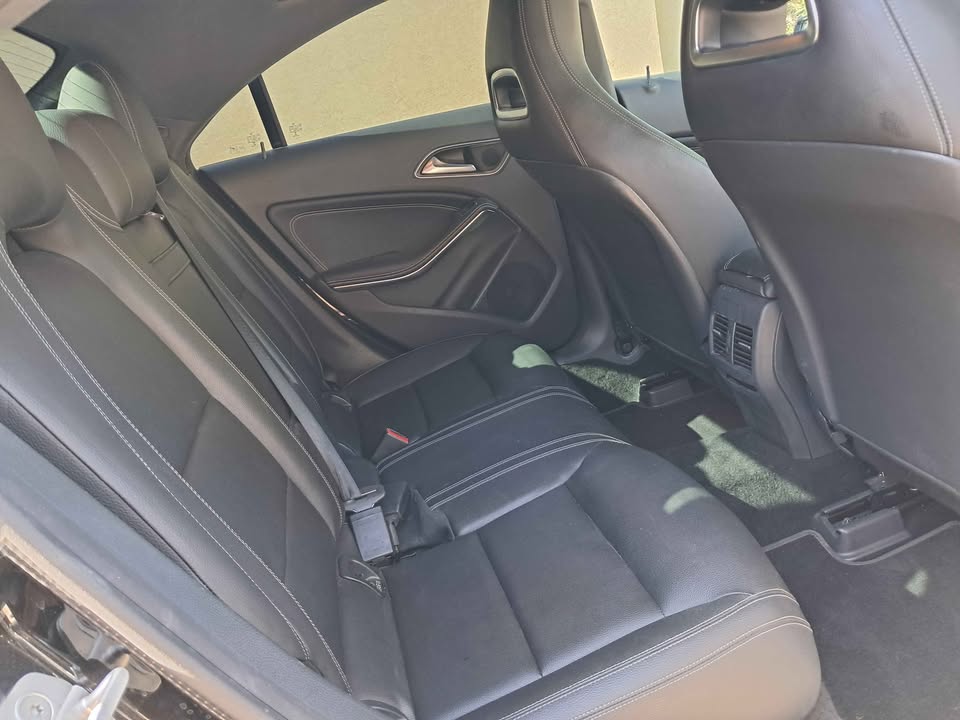 Used 2016 Mercedes-Benz CLA 250 4MATIC image 9