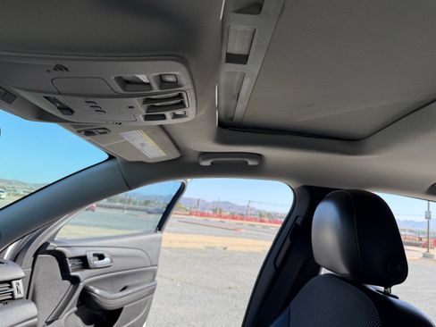 Used 2016 Chevrolet Malibu LT FWD image 19