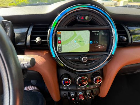 Used 2019 MINI Cooper 2-Door Hardtop w/ Storage Package FWD image 14