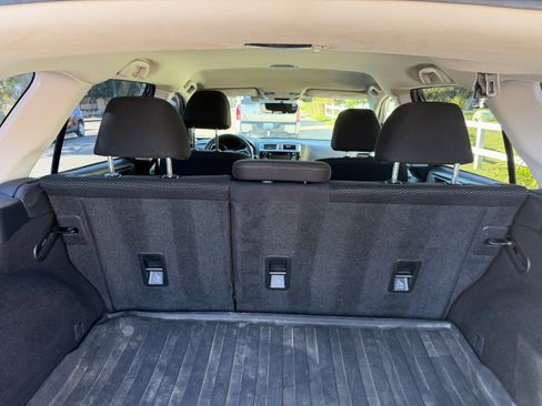 Used 2019 Subaru Outback 2.5i image 9