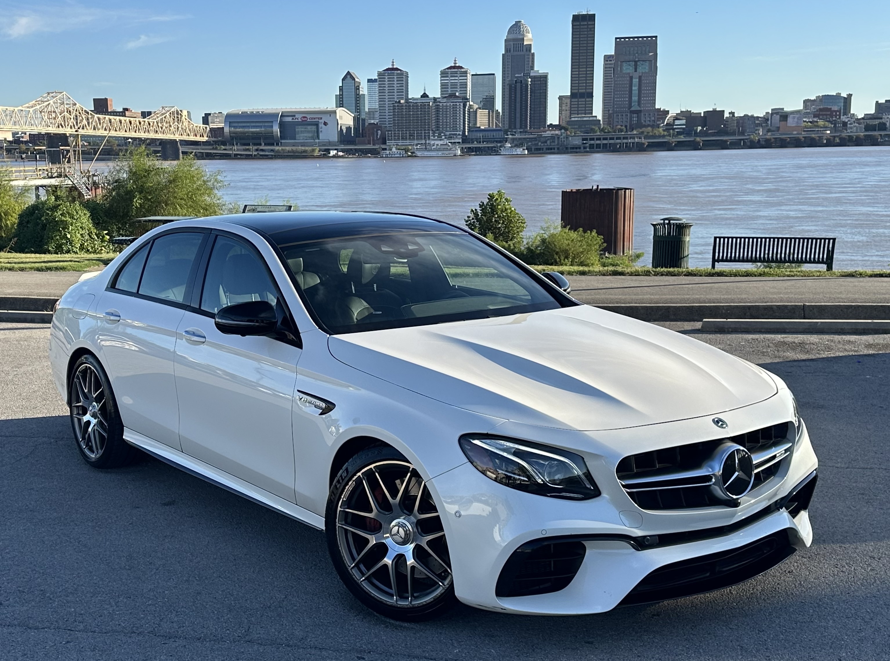 Used 2018 Mercedes-Benz E 63 AMG S image 1