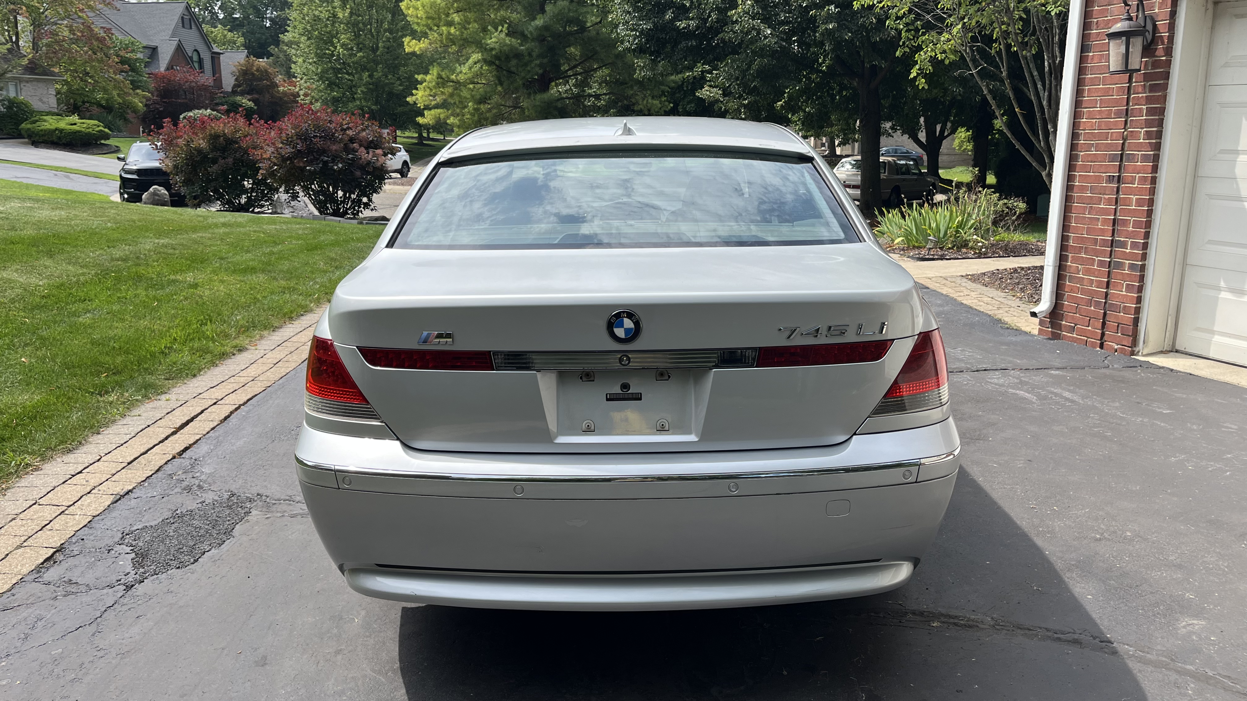 Used 2003 BMW 745Li RWD image 10