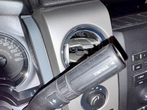 Used 2012 Ford F150 XLT w/ XLT Chrome Pkg image 15