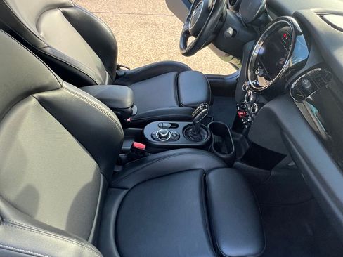 Used 2022 MINI Cooper SE image 10