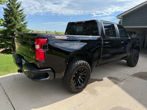 Used 2019 Chevrolet Silverado 1500 LT Trail Boss AWD/4WD image 10