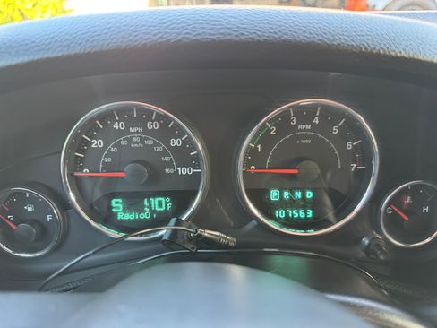 Used 2013 Jeep Wrangler Unlimited Sport AWD/4WD image 11