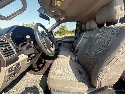Used 2015 Ford F150 XLT w/ Equipment Group 301A Mid RWD image 21