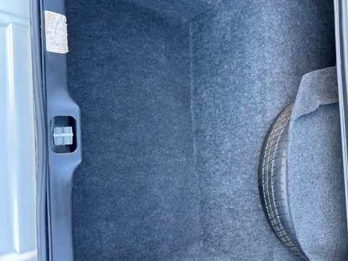 Used 2010 Mercury Grand Marquis LS image 16