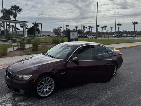 Used 2009 BMW 328i Convertible image 12