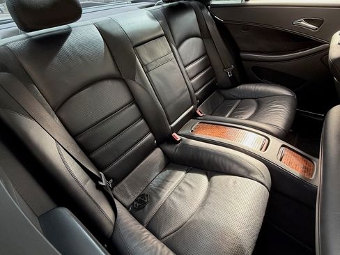 Used 2007 Mercedes-Benz CLS 63 AMG image 16