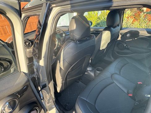 Used 2020 MINI Cooper S image 9