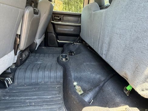 Used 2018 RAM 2500 Tradesman w/ Chrome Appearance Group AWD/4WD image 10