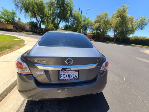 Used 2015 Nissan Altima 2.5 S w/ Power Driver Seat Package image 10