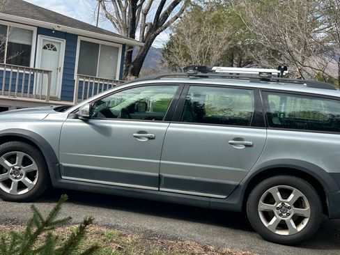 Used 2009 Volvo XC70 3.2 image 4