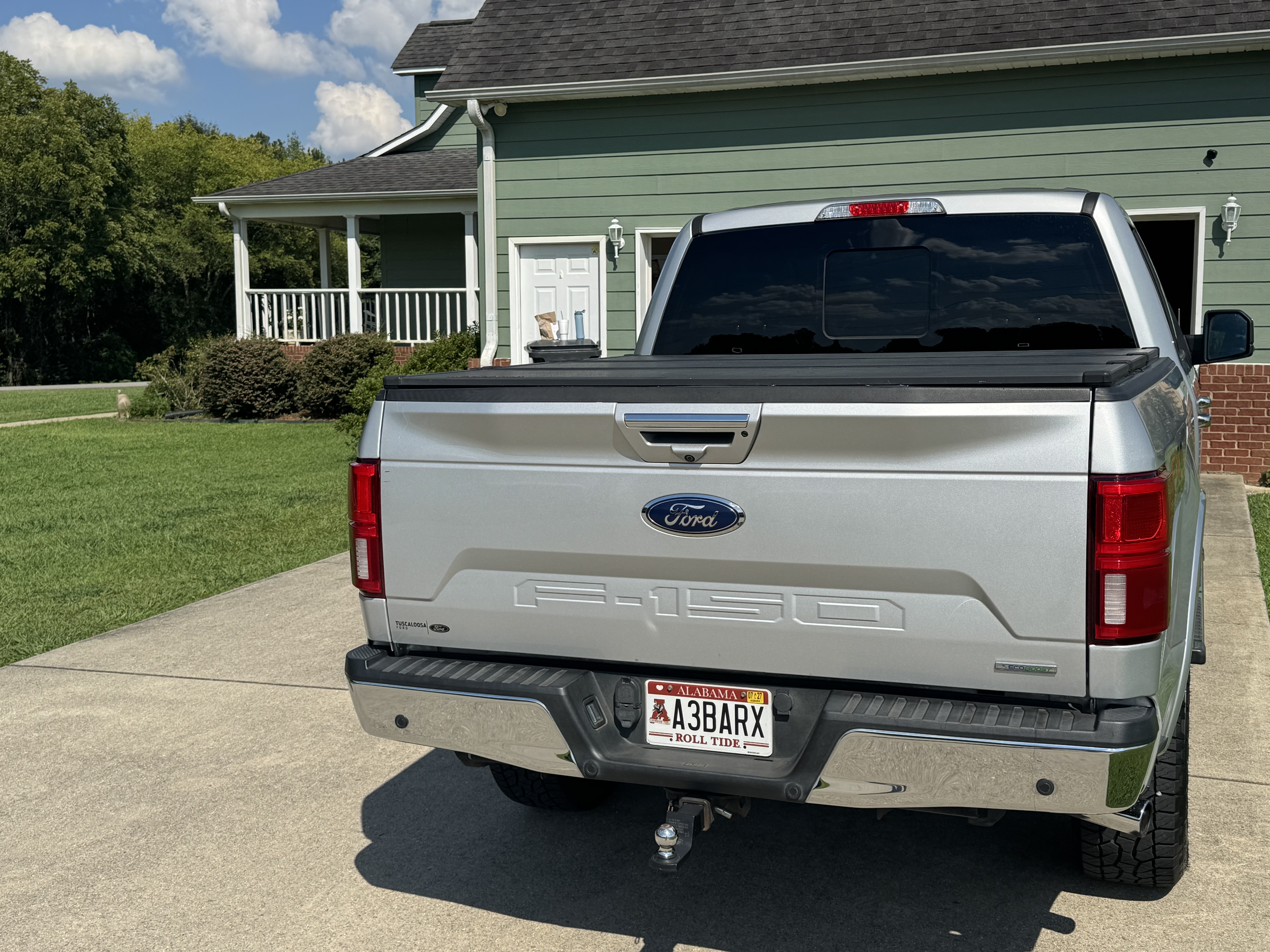 Used 2019 Ford F150 Lariat w/ Equipment Group 502A Luxury AWD/4WD image 11