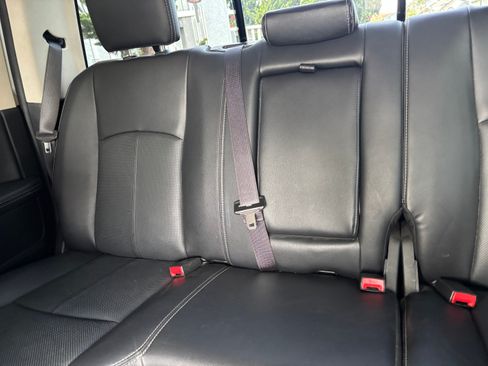 Used 2018 RAM 2500 Laramie w/ Sport Appearance Group image 10