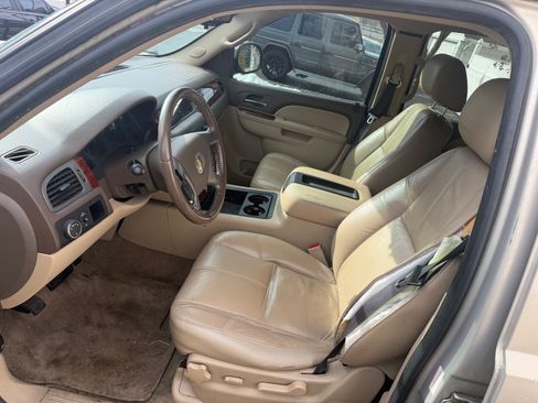 Used 2011 Chevrolet Tahoe LT image 12