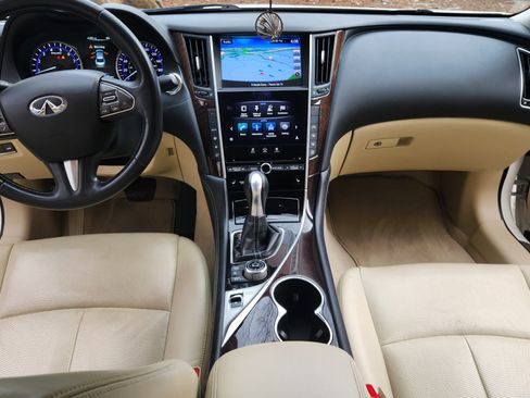 Used 2015 INFINITI Q50 Premium w/ Deluxe Touring Package image 13