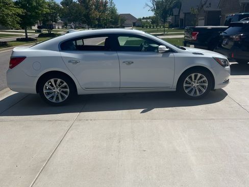 Used 2016 Buick LaCrosse Leather FWD image 5