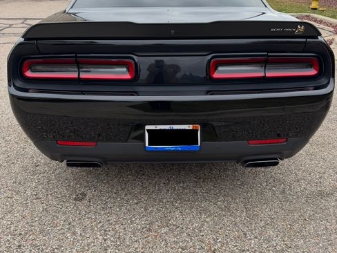 Used 2021 Dodge Challenger R/T Scat Pack image 5