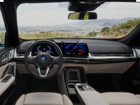 Used 2023 BMW X1 xDrive28i w/ Premium Package AWD/4WD image 10