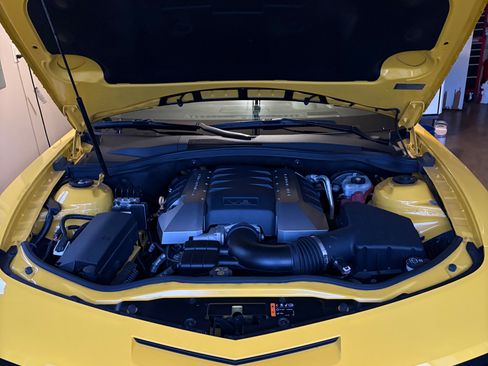 Used 2012 Chevrolet Camaro SS w/ Transformers 3 Edition RWD image 13