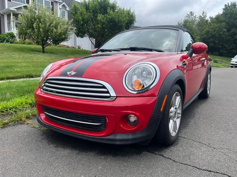 Used 2014 MINI Cooper Roadster FWD image 12
