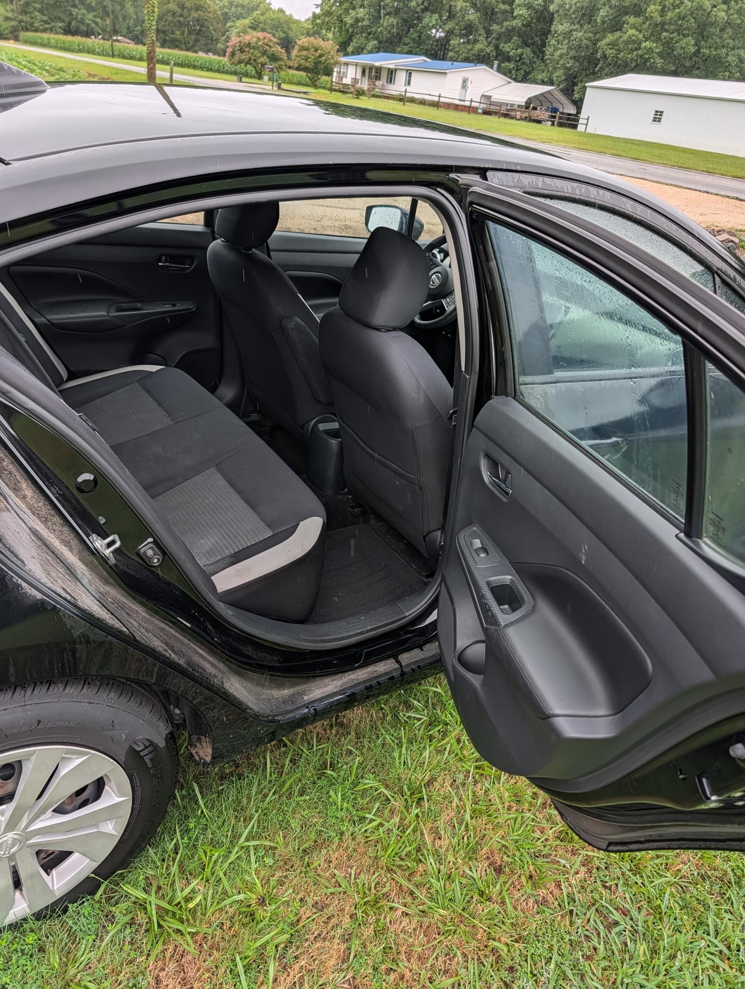 Used 2020 Nissan Versa SV FWD image 16