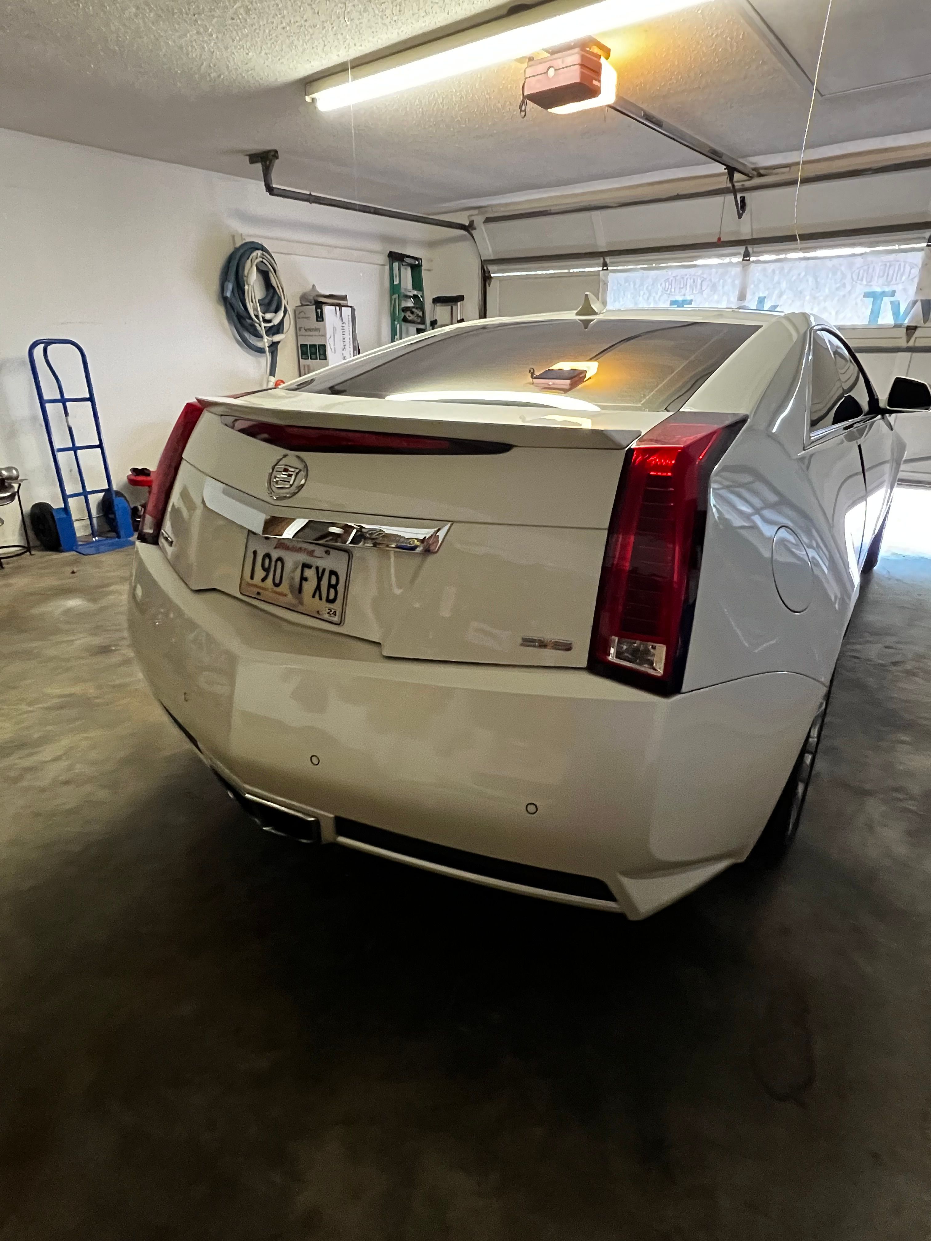 Used 2012 Cadillac CTS Premium RWD image 10