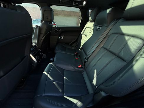 Used 2022 Land Rover Range Rover Sport HSE Silver Edition image 12