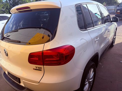 Used 2017 Volkswagen Tiguan S AWD/4WD image 11