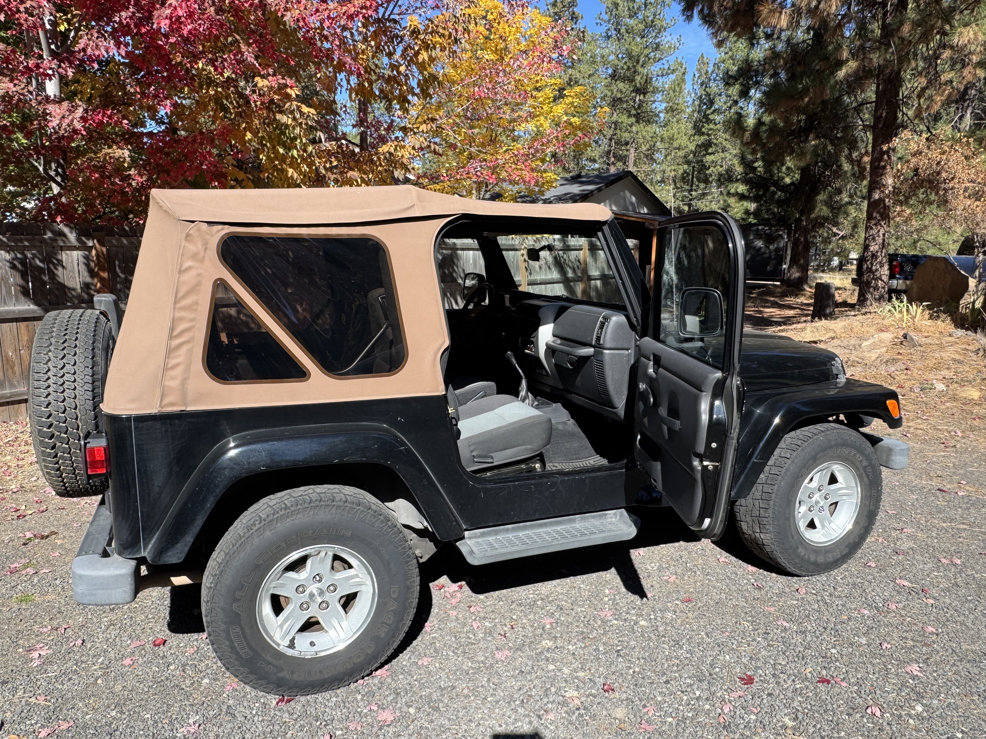 Used 2005 Jeep Wrangler X w/ Rocky Mountain Edition Group AWD/4WD image 11