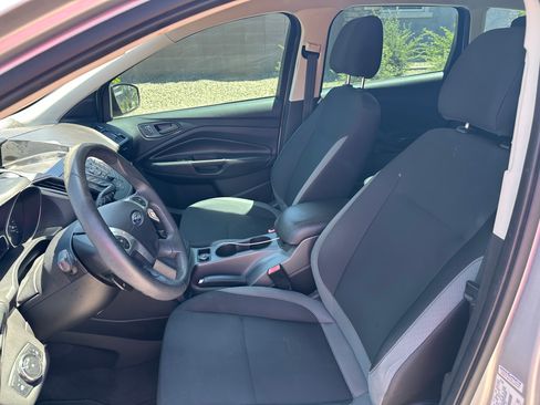 Used 2014 Ford Escape S FWD image 9