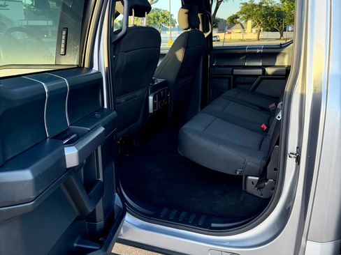 Used 2020 Ford F150 XLT w/ Equipment Group 302A Luxury AWD/4WD image 12
