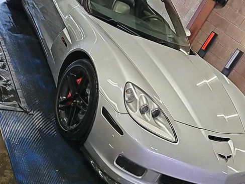 Used 2008 Chevrolet Corvette Z06 w/ Preferred Equipment Group image 2