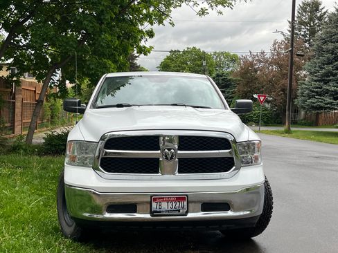 Used 2019 RAM 1500 Classic SLT AWD/4WD image 6
