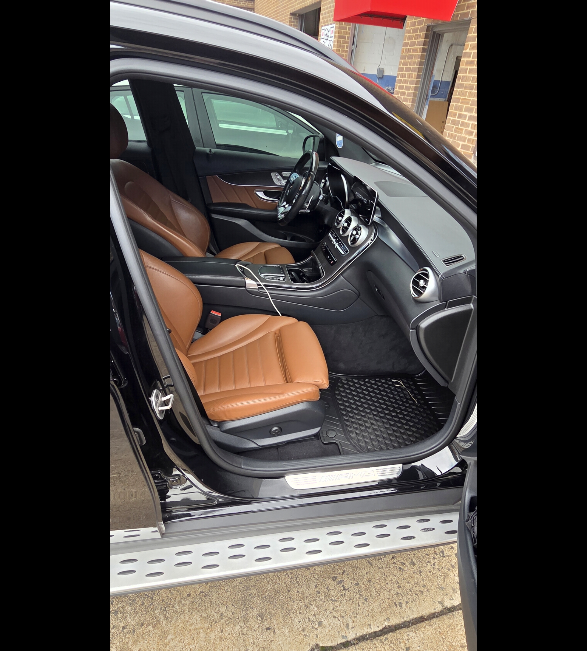 Used 2022 Mercedes-Benz GLC 43 AMG 4MATIC image 8