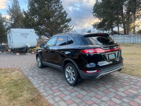 Used 2019 Lincoln MKC Select w/ Select Plus Package image 8