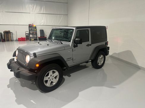 Used 2015 Jeep Wrangler Sport w/ Quick Order Package 24S image 4