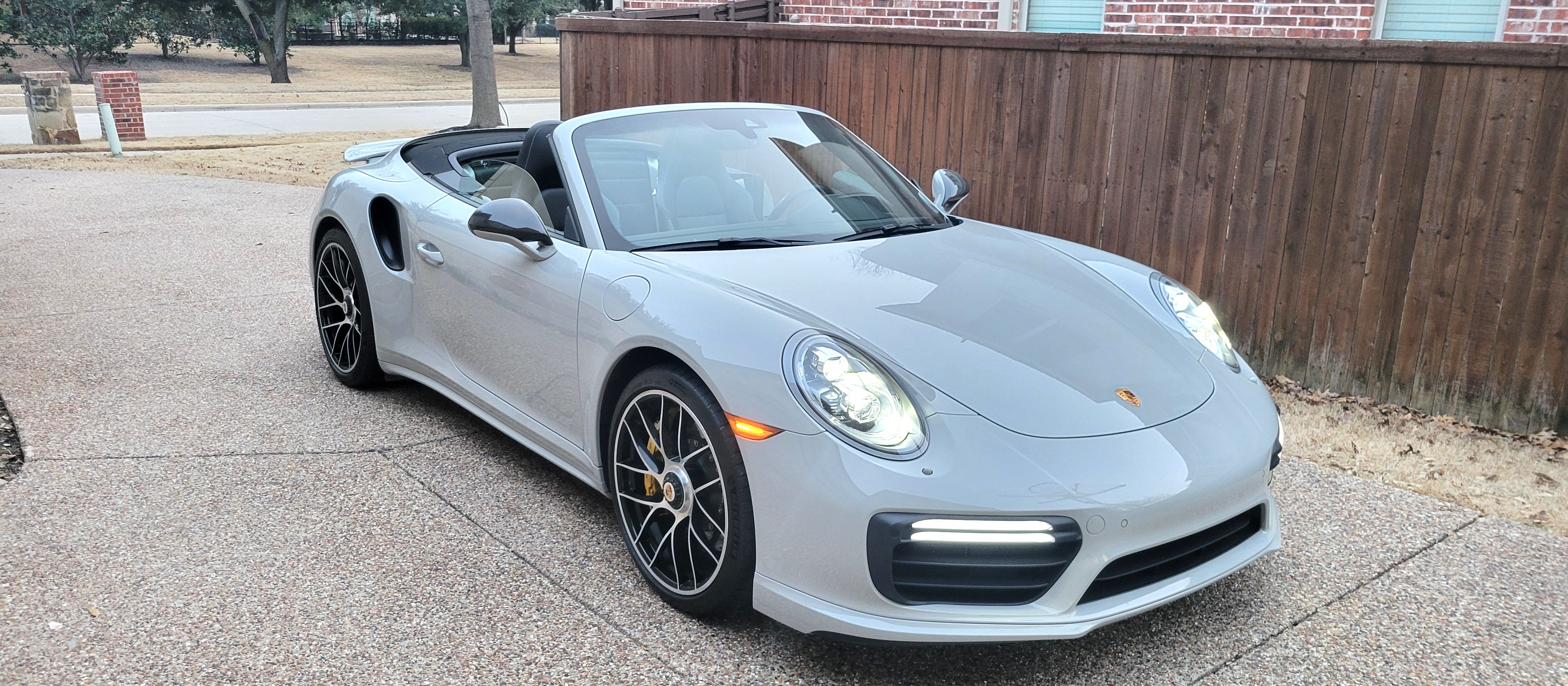 Used 2018 Porsche 911 Turbo S AWD/4WD image 30