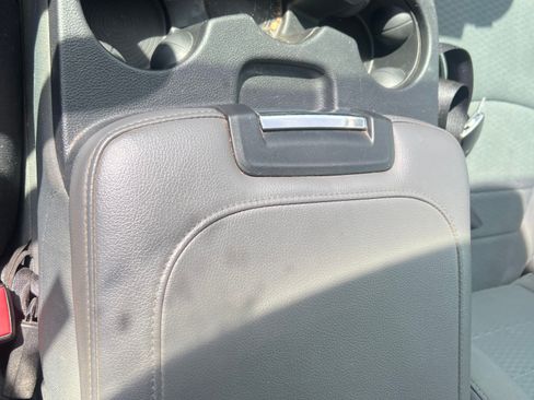 Used 2015 RAM 1500 Express AWD/4WD image 9