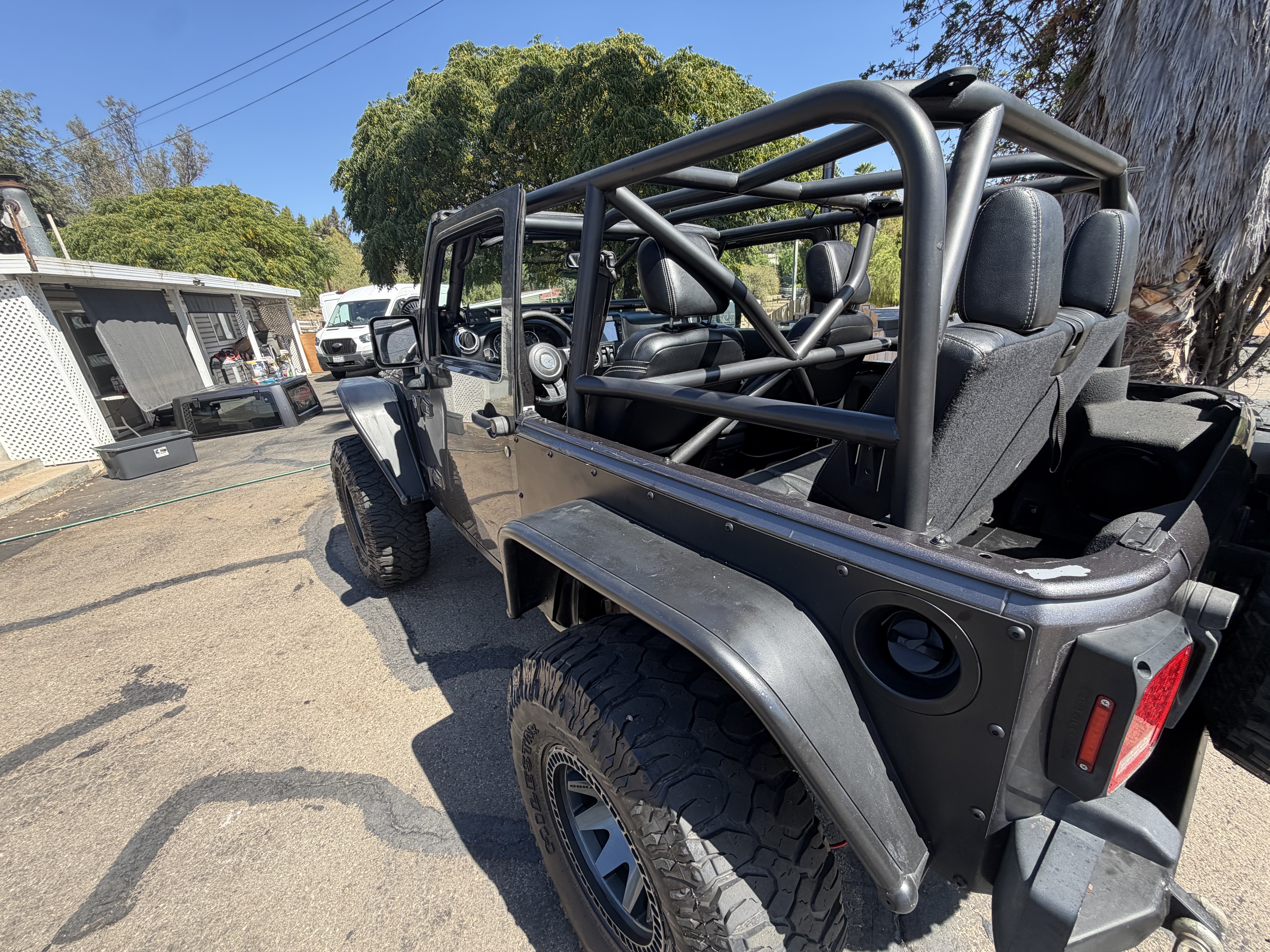 Used 2014 Jeep Wrangler Rubicon w/ Power Convenience Group AWD/4WD image 17