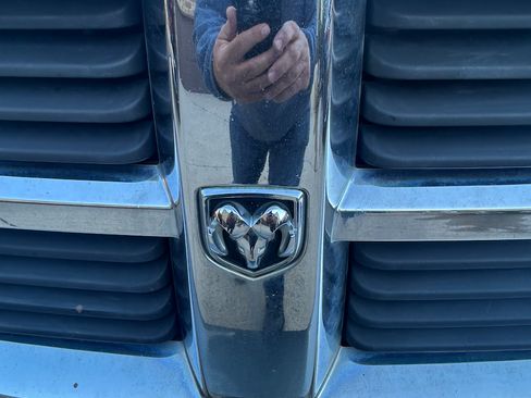 Used 2005 Dodge Durango Limited w/ Travel Convenience Group image 10