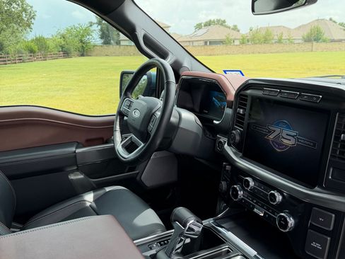 Used 2023 Ford F150 Lariat w/ Equipment Group 502A High AWD/4WD image 15