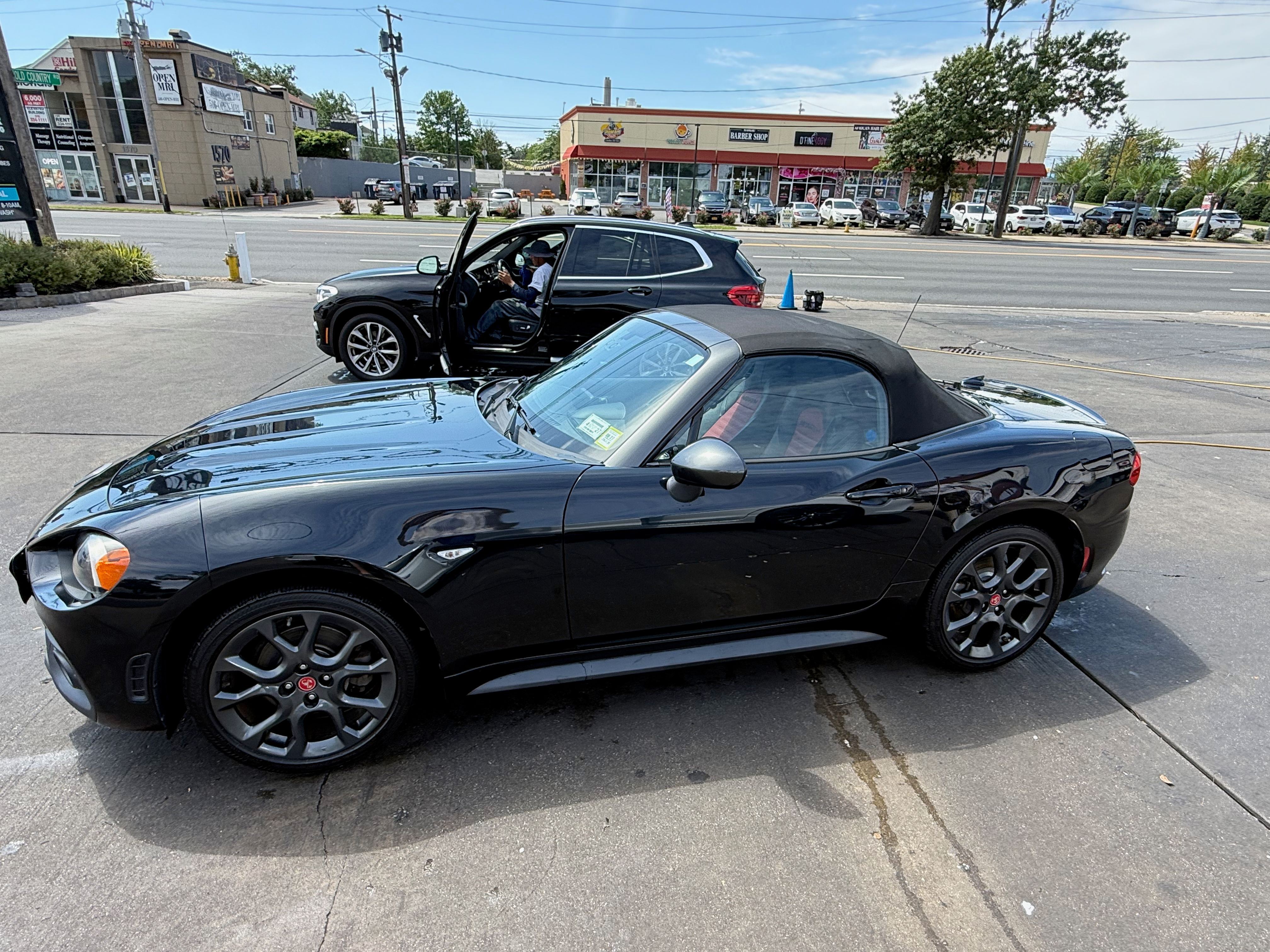 Used 2018 FIAT 124 Spider Abarth RWD image 9