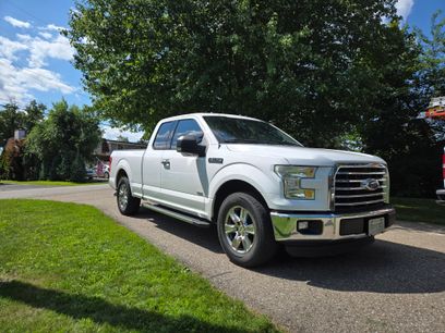 Used 2015 Ford F150 XLT w/ Equipment Group 301A Mid