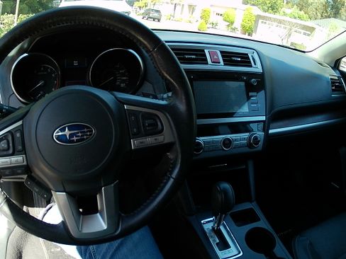 Used 2016 Subaru Outback 3.6R Limited image 8