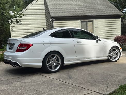Used 2014 Mercedes-Benz C 250 Coupe image 5